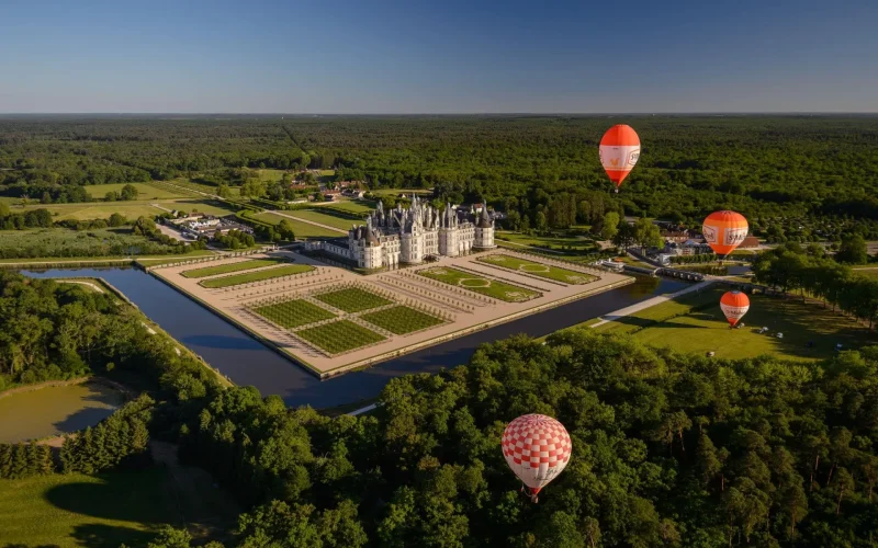 Im Heissluftballon über den Schlössern der Loire 